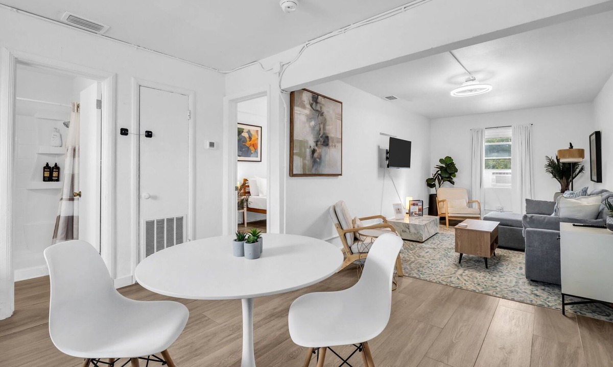 St. Petersburg Apartment | Downtown Studio w/Free Parking & City Views