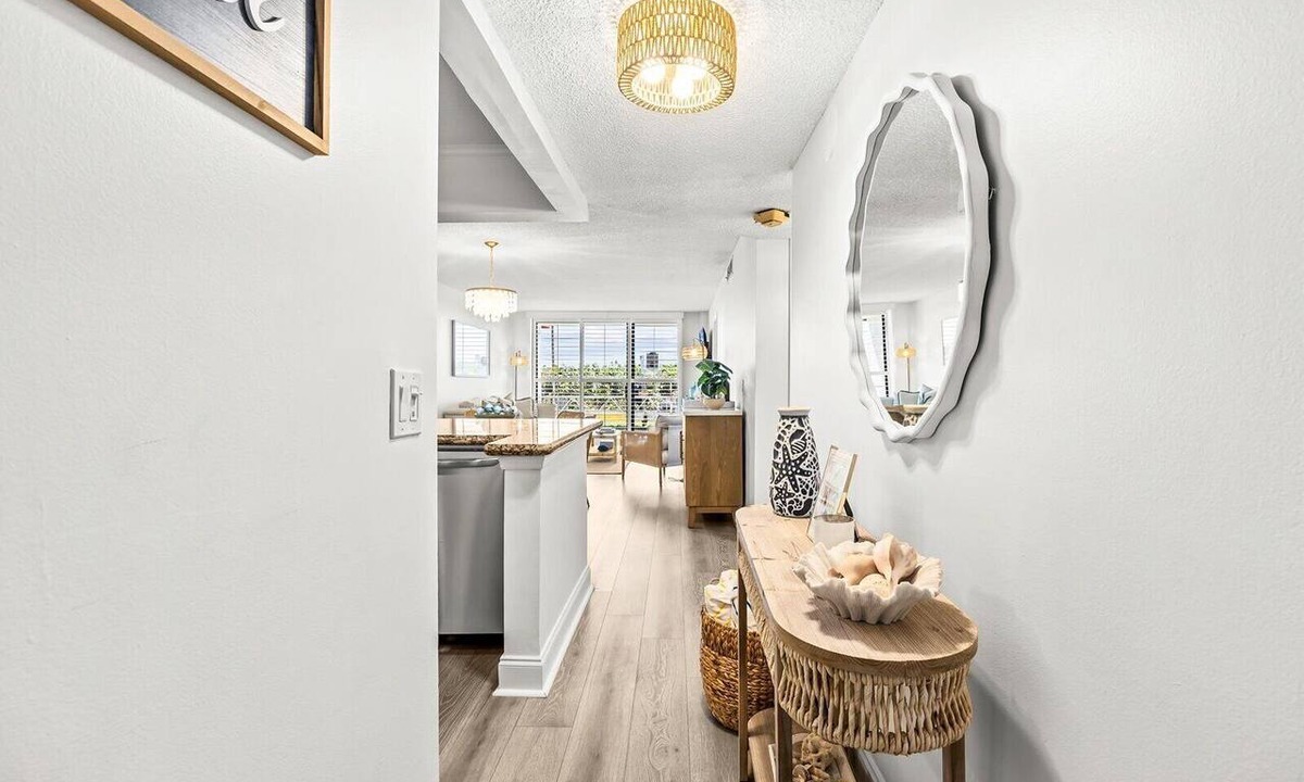 Hutchinson Island South Condo | Dune Dreams just steps to the beach