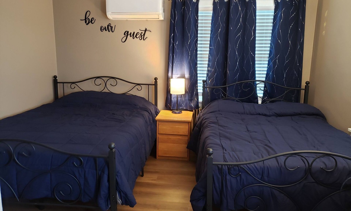 Tyrone Apartment | Efficiency Apt located between State College & Altoona Pa, minutes from I-99.
