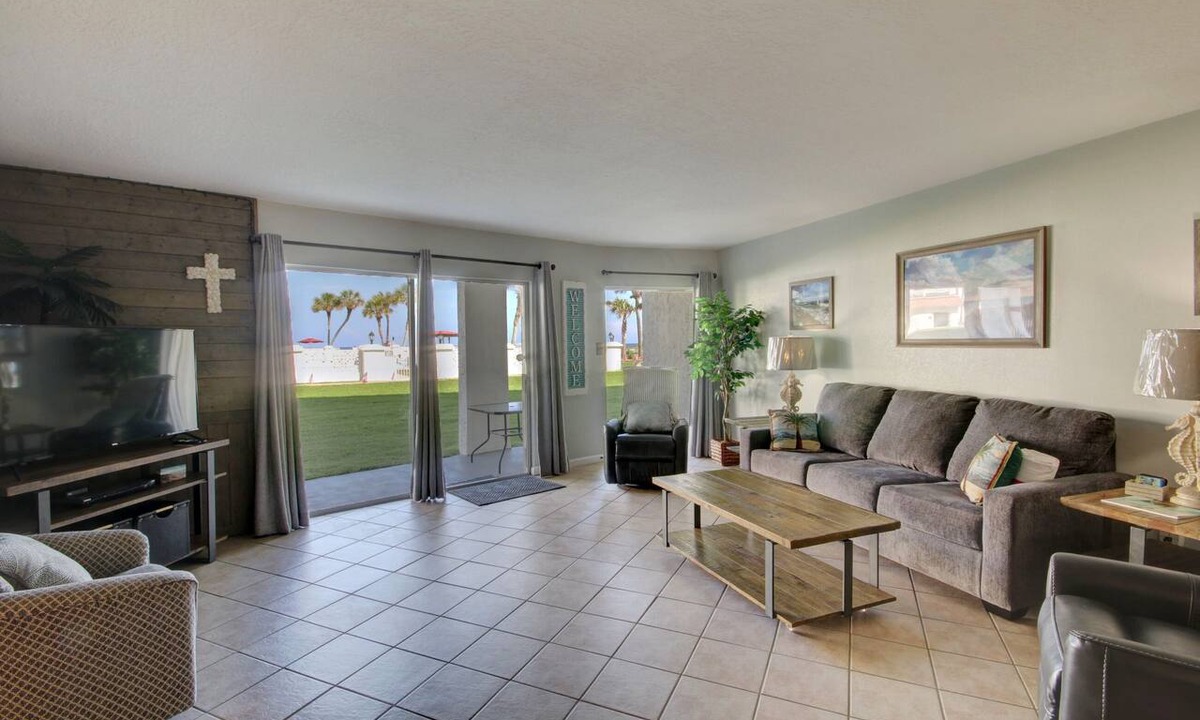 Fort Walton Beach Condo | El Matador 415 - FREE TICKETS! Your stay includes free tickets to many area attractions!