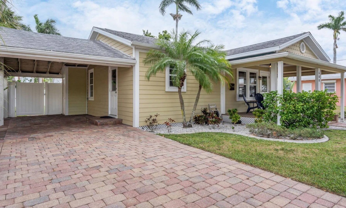 Charlotte Harbor House | 🥇 Elegant 2bd home in Downtown Historic Punta Gorda (CH981)