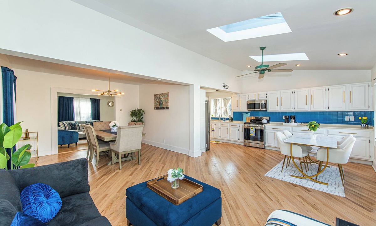 Upper Montclair House | Elegant Chic 4BR, 2.5 BA Home In Upper Montclair Right By MSU