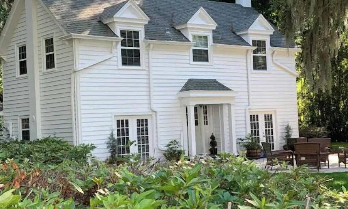 Green Cove Springs House | ENCHANTED OAKS ESTATE-Carriage House on Private Riverfront Estate-WEDDINGS-DOCK