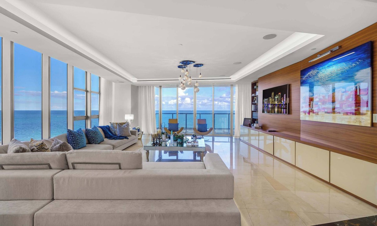 Bal Harbour Condo | Eternal Stay – Stay for 6