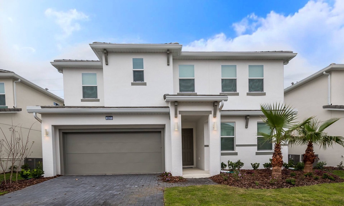 Kissimmee Villa | EV 2621 - 10 Bed 8 Bath Villa with Screened-In Pool with Spillover Spa, Kids Bed