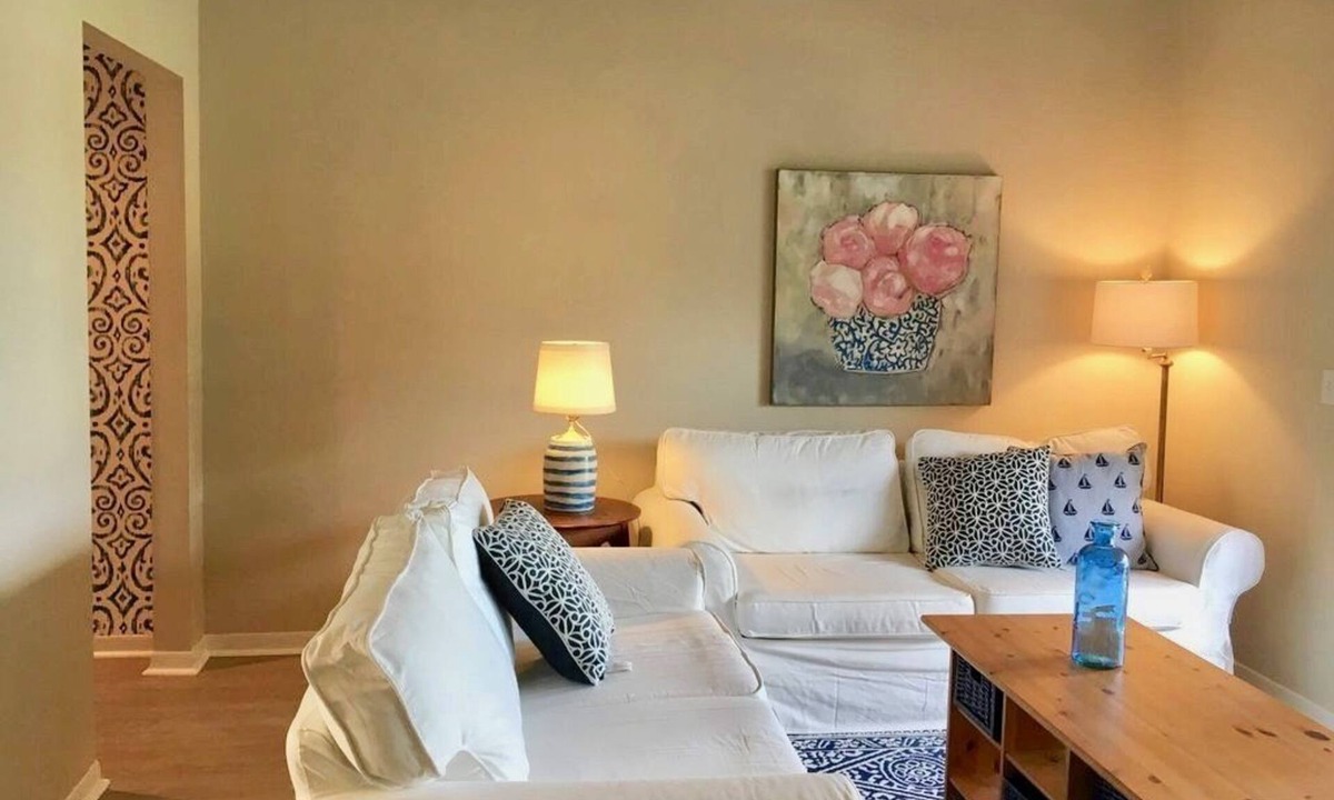 Fernandina Beach Condo | Extended Stay Fernandina Beach Condo – Walk to Ocean! 2BR/2BA Pool/Pickle Ball