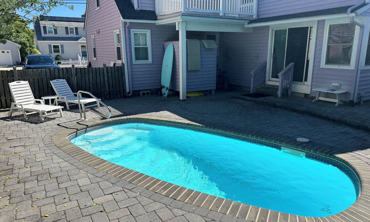 The Dunes House | Extremely comfortable Oceanside 5-bedroom house with a pool on Long Beach Island