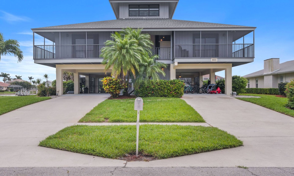 Marco Island House | Fabulous Waterfront Vacation Home Near Tigertail Beach!