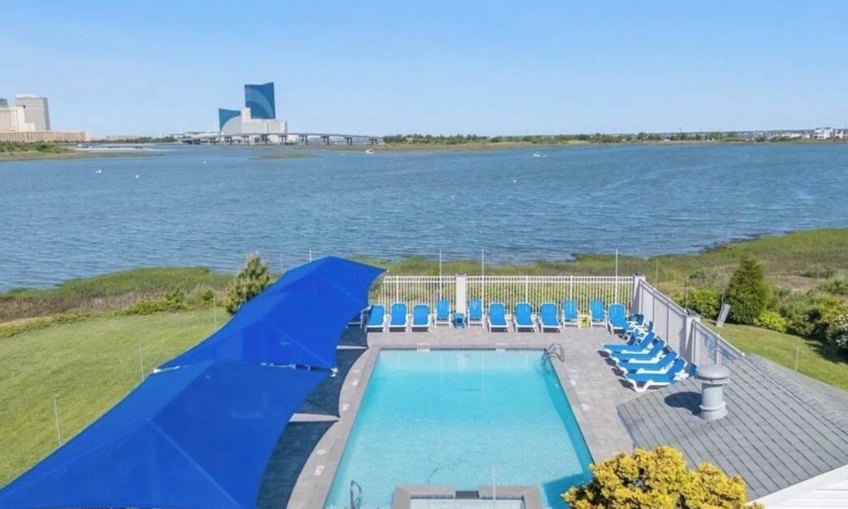Southend House | Family-Friendly Beach House with Peaceful Inlet Views.