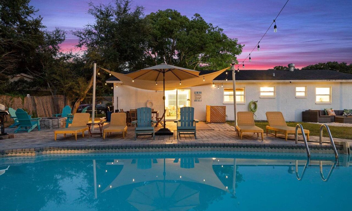 Seminole House | Family-Friendly Seminole Pool Retreat | Fire Pit