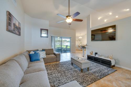 Davenport House | Family Home w/Screened Porch in Davenport