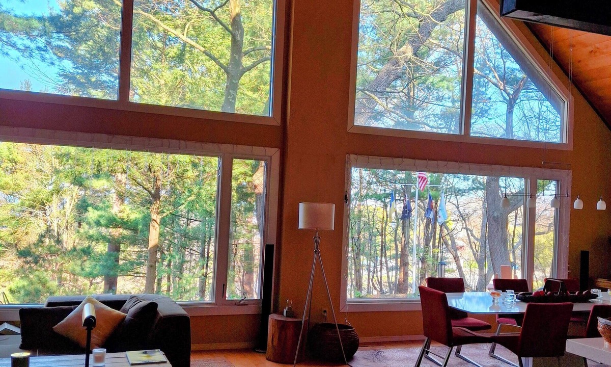 Montague House | Fantastic lake views in woodland/garden setting w/23' ceilings, firepit/chimenea