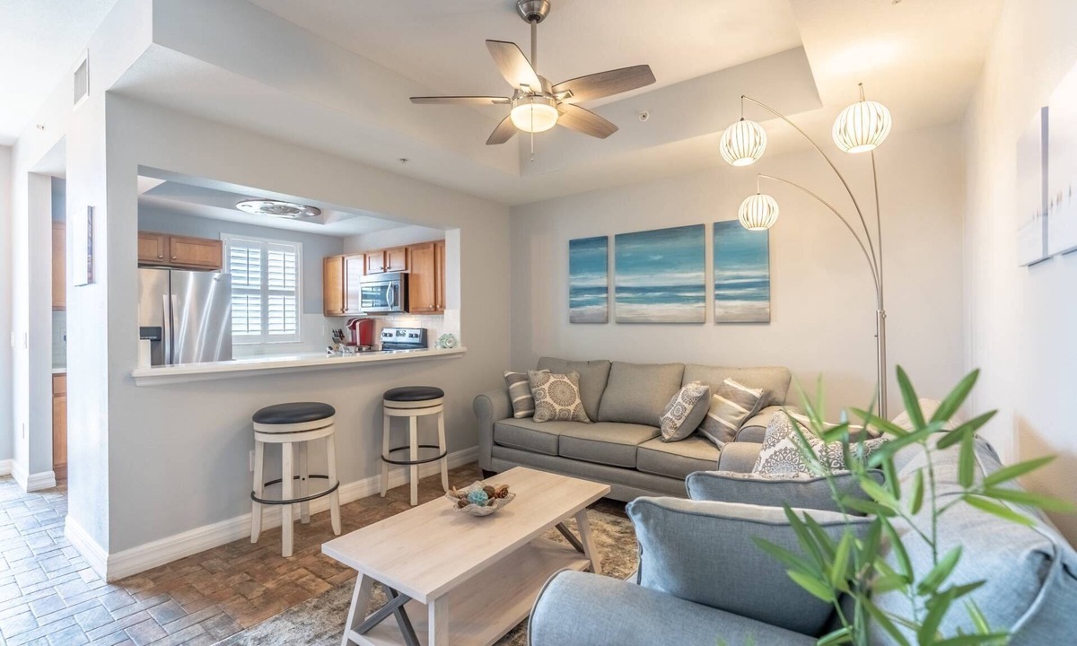 Ruskin House | Fantastic Water Views | Newly Updated 3 Bed Town Home | Pet friendly | Sleeps 8