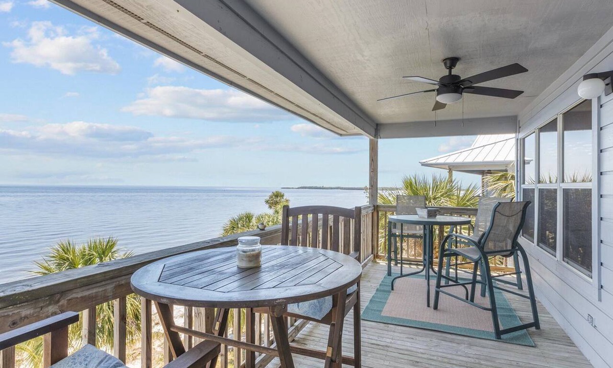 Cedar Key Condo | Fenimore Mill 6DE Dual Delight, Two Units in One - Families/Groups/Gulf Front!