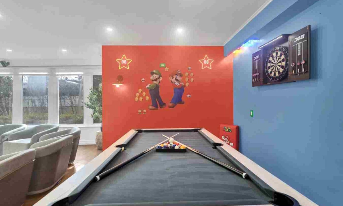 Linden Villa | 🔥 Fire & Fun | Luxe Stay w/Pool, Hot Tub & Game Room 🎮