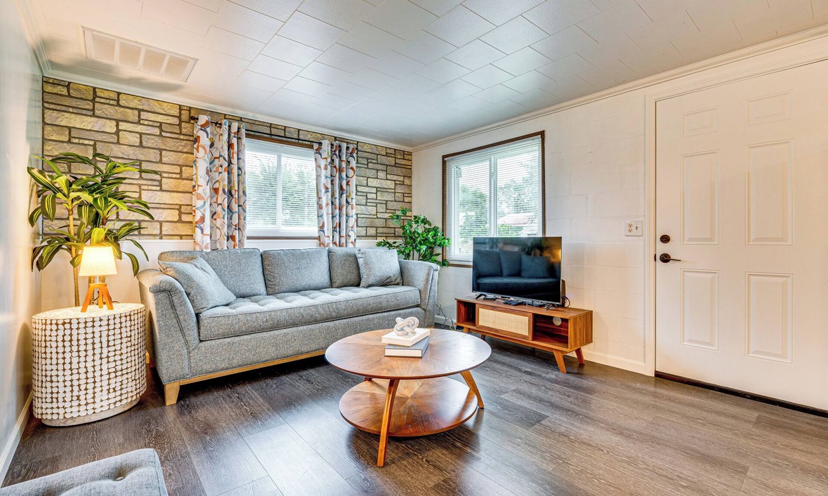 St. Cloud House | Florida Adventure Hub Near Top Attractions & Lakes
