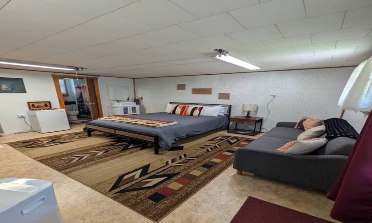 Coudersport Cabin | Forest Haven: Romantic 1BR Getaway For Two l Sleep 2