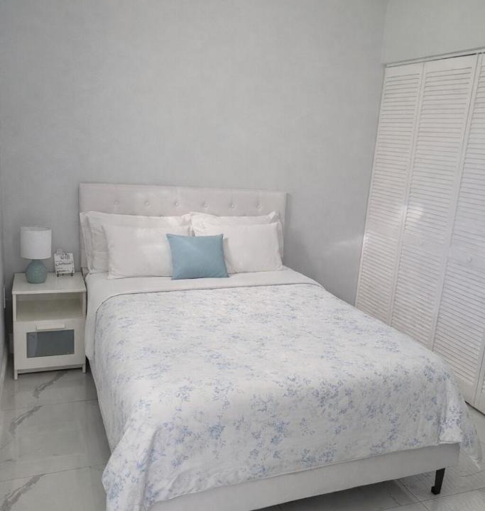 Bearss Plaza Apartment | Frankely Private Studio in Tampa