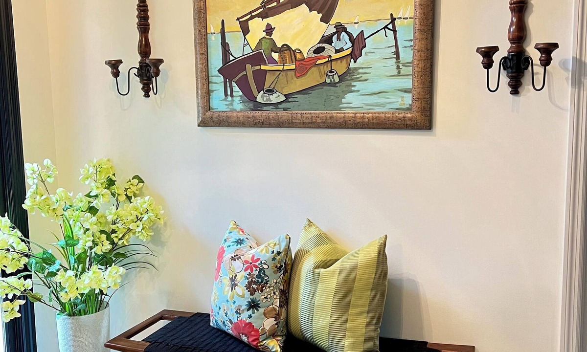 Greensboro Cottage | Gated Cozy 3BdRm Cottage