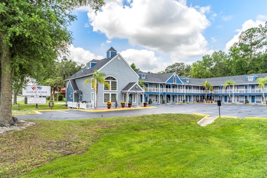 Gainesville Hotel | GatorTown Inn