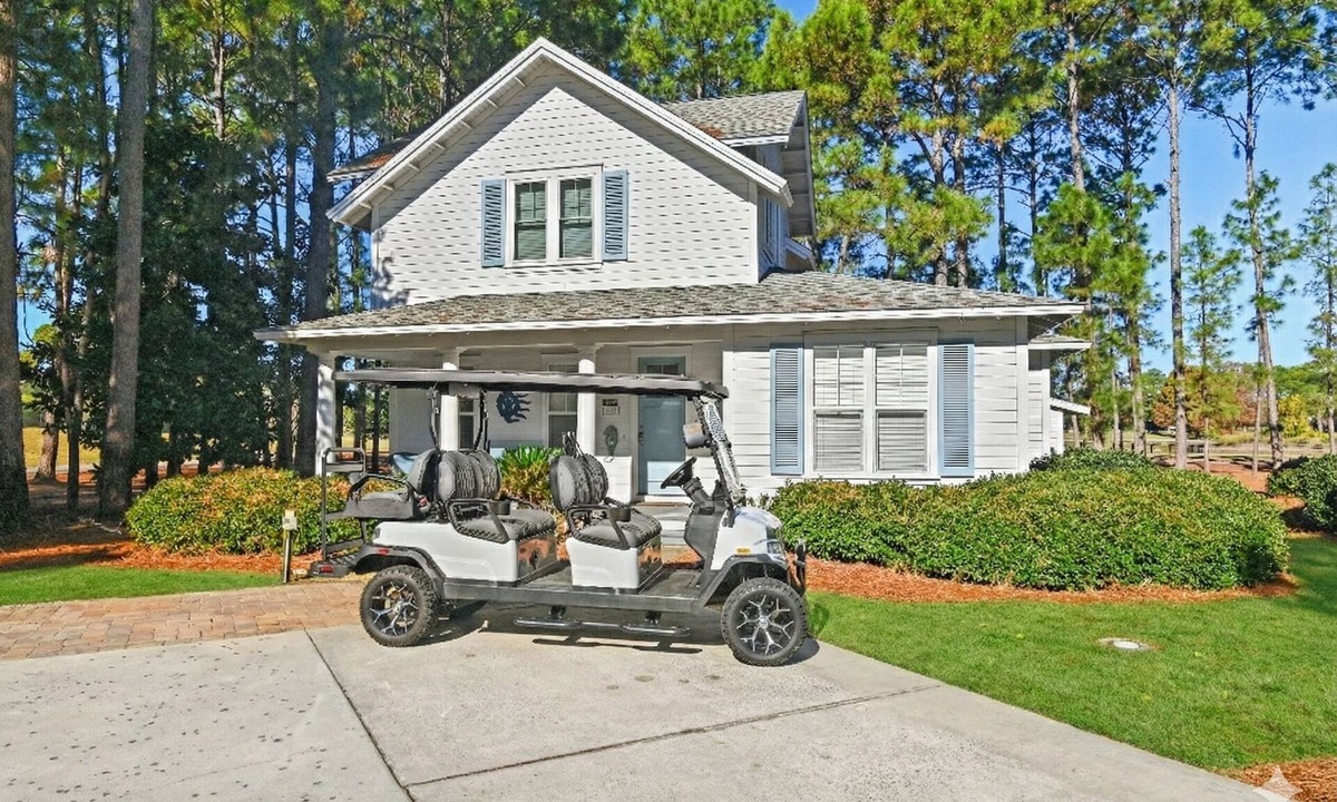 Laurel Grove House | Golf Cart ~ Private Porch ~ Family Friendly