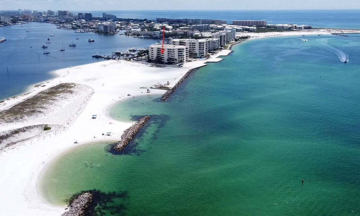 Holiday Isle Condo | GORGEOUS~2BR East Pass Towers EPT 306-100 Gulf Shores Dr, DESTIN, FL HARBOR