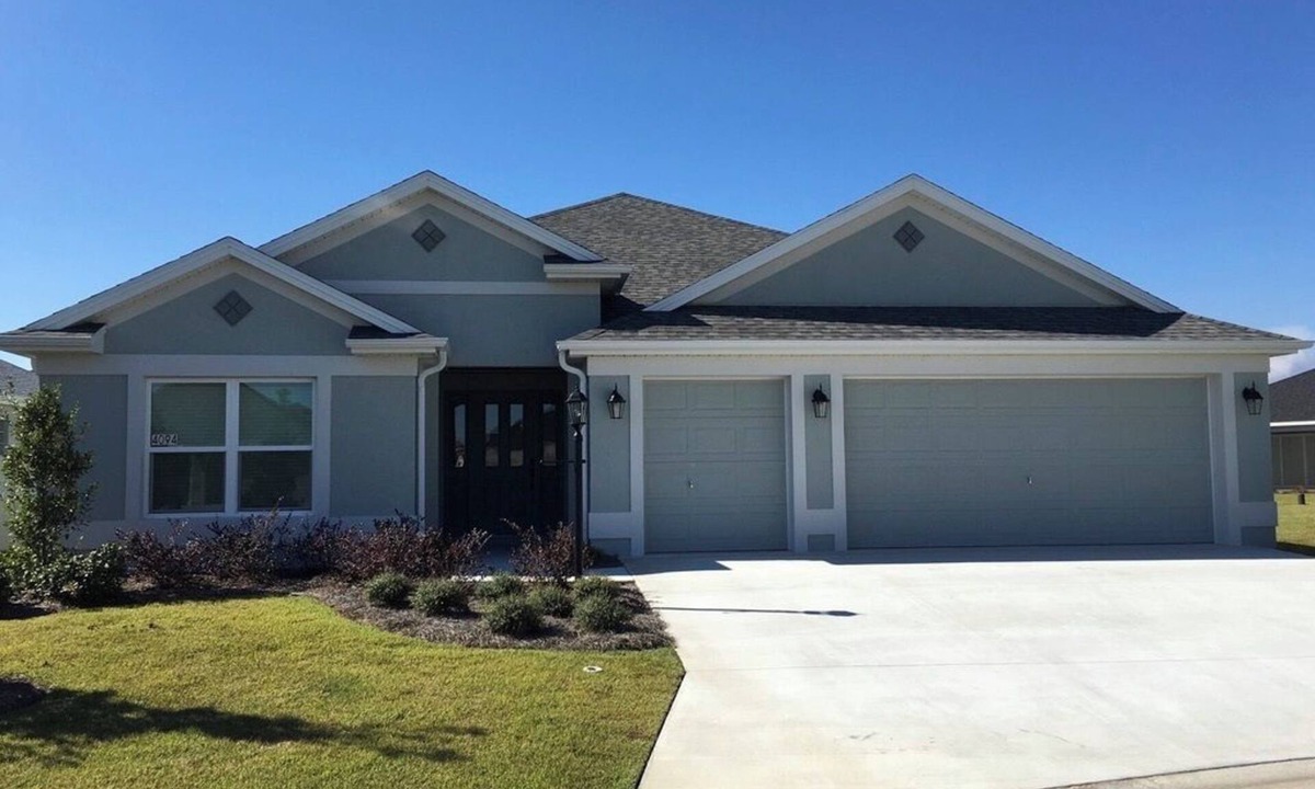 Leesburg House | GORGEOUS 3-bedroom house with NEW golf cart in The Villages! Perfect location!