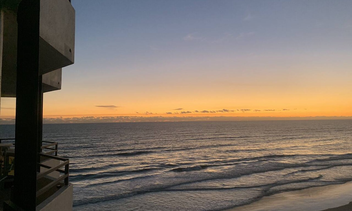 Ortona Park Condo | Gorgeous and Comfortable Ocean Front Condo