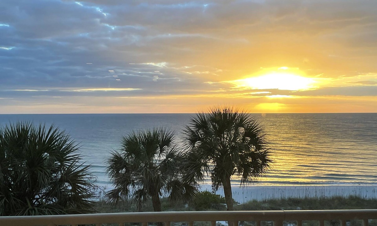 Longboat Key Condo | Gorgeous Gulf views and a beachfront location!
