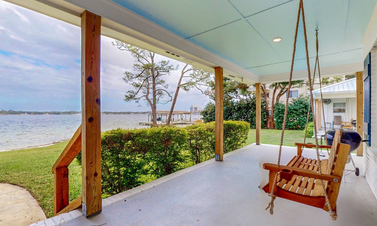 Ocean City House | Gorgeous waterfront coastal cottage with dock, Wifi, & private washer/dryer