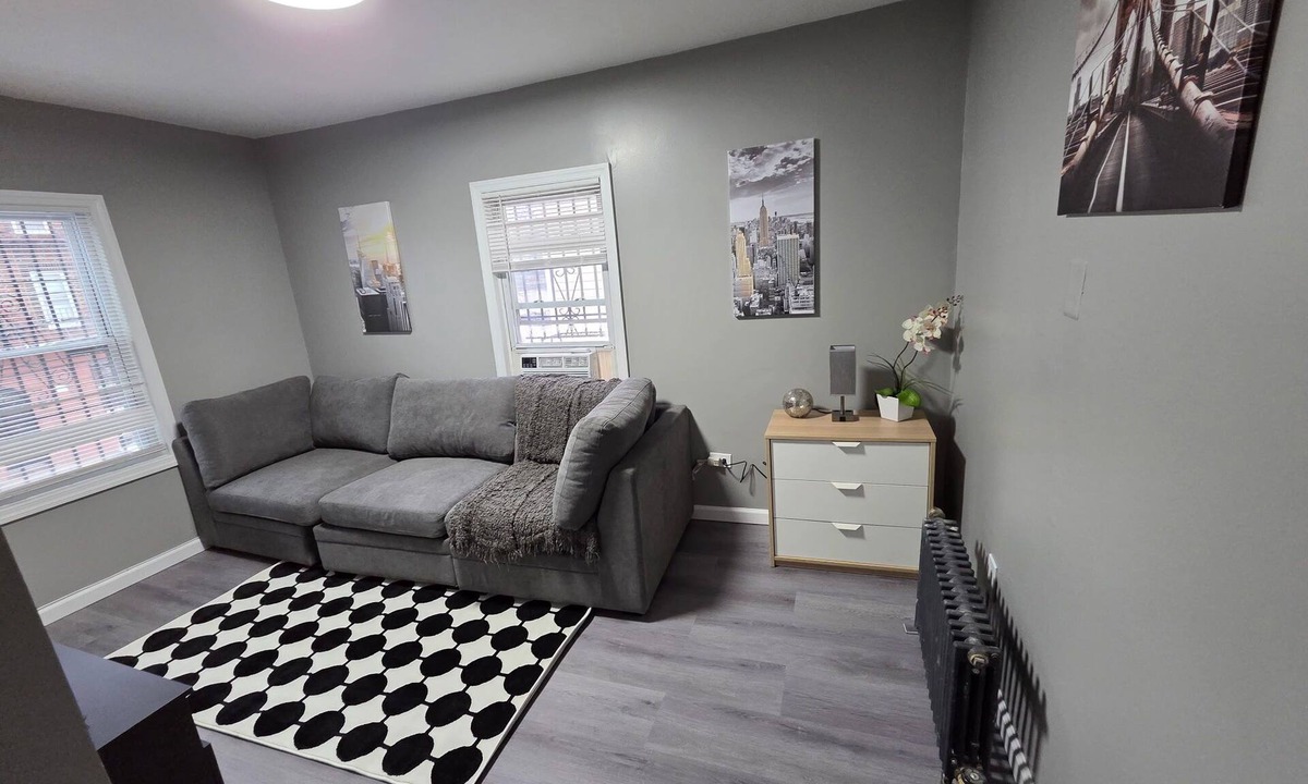Queens Apartment | Grand central & Times square in 25-30 mins!