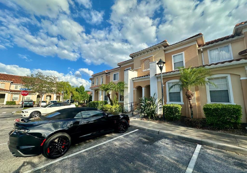 Florida Central Atlantic Coast House | Grand Luxury Compass 3BR Townhouse near Disney