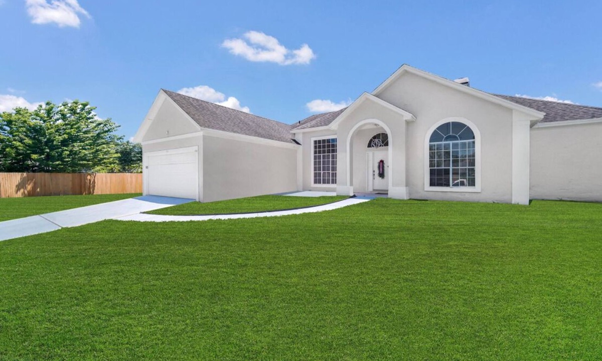Ocoee House | Great home with a very large pool to enjoy with the whole family.