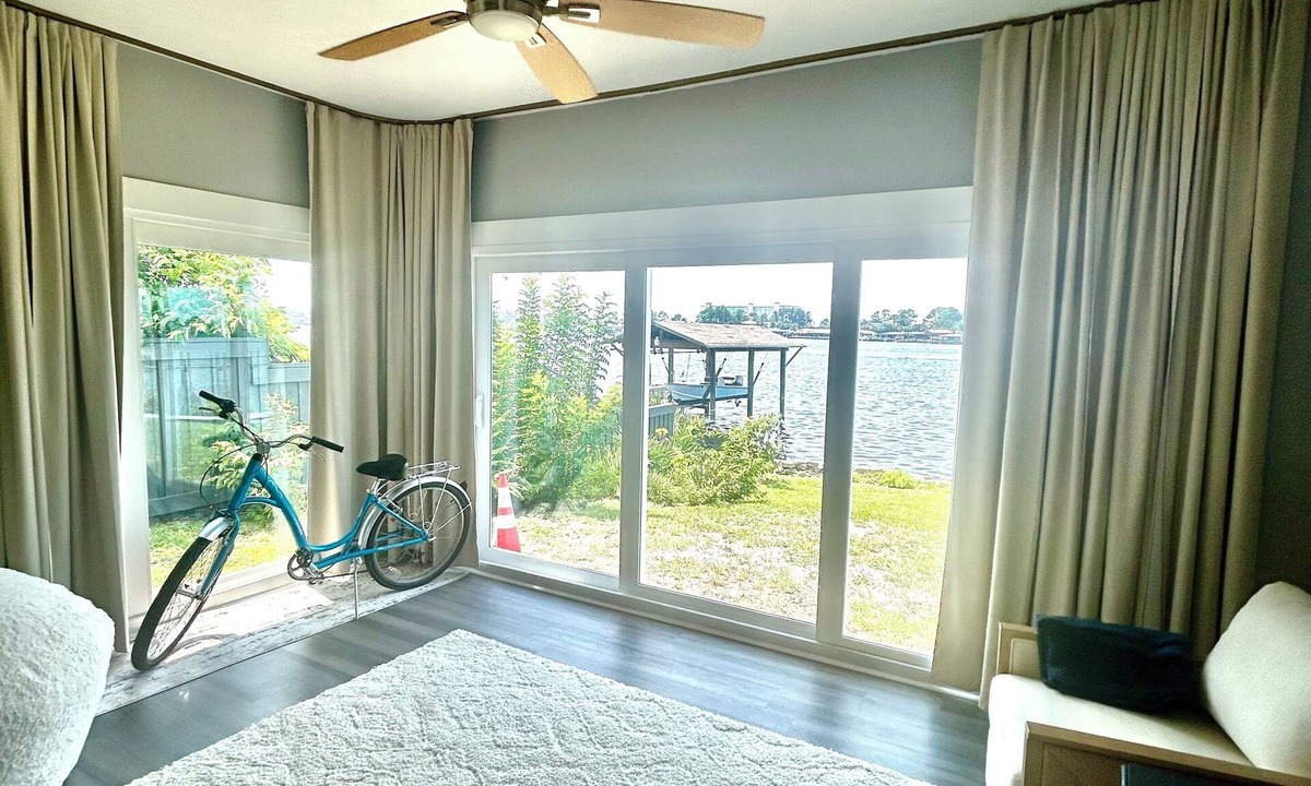Thomas Drive Condo | Ground level 2-bedroom condo with WiFi in wonderful location Panama City Beach