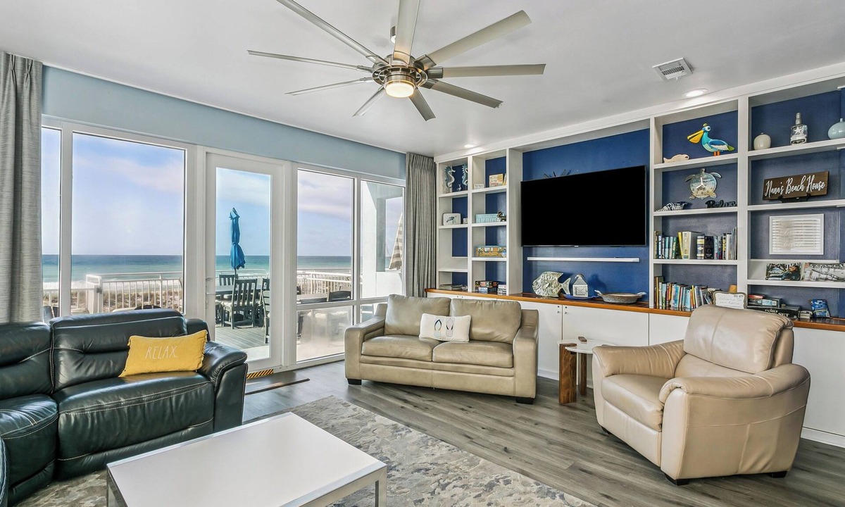 White Sands First House | Gulf Front End Unit 4 Bedroom Pet Friendly with Private Elevator