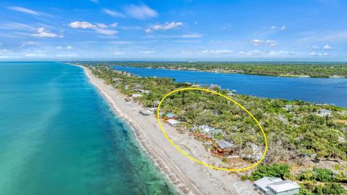 Englewood House | Gulf Front Escape at a Beach Resort, Pet Friendly
