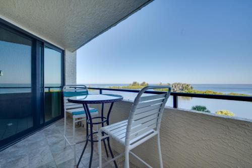 Hudson House | Gulf-Front Views: Coastal Hudson Condo!