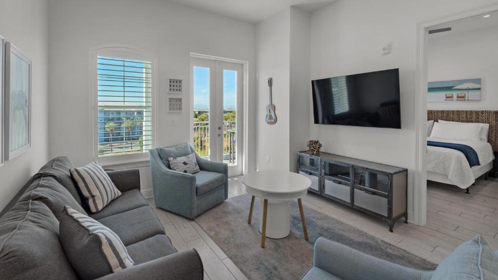 Gulf Place House | Gulf Place Residences 302 - Coastal Daze on 30A!