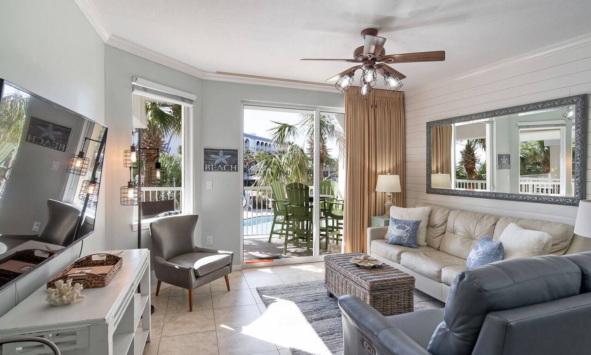 Fort Walton Beach Condo | Gulfside 210 ~ Gulf & Pool Views ~ Destin West!