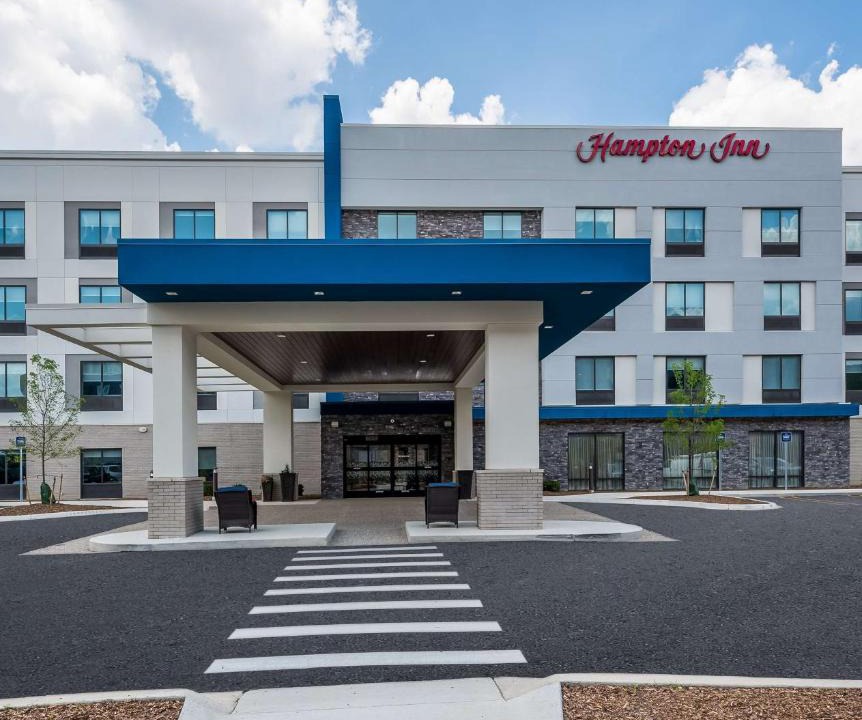 Southfield Hotel | Hampton Inn by Hilton Detroit Southfield