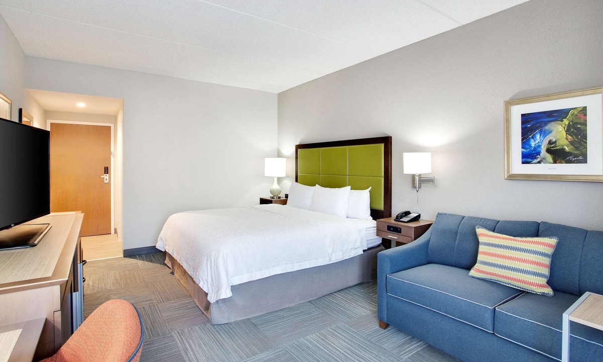 Middletown Hotel | Hampton Inn by Hilton Middletown