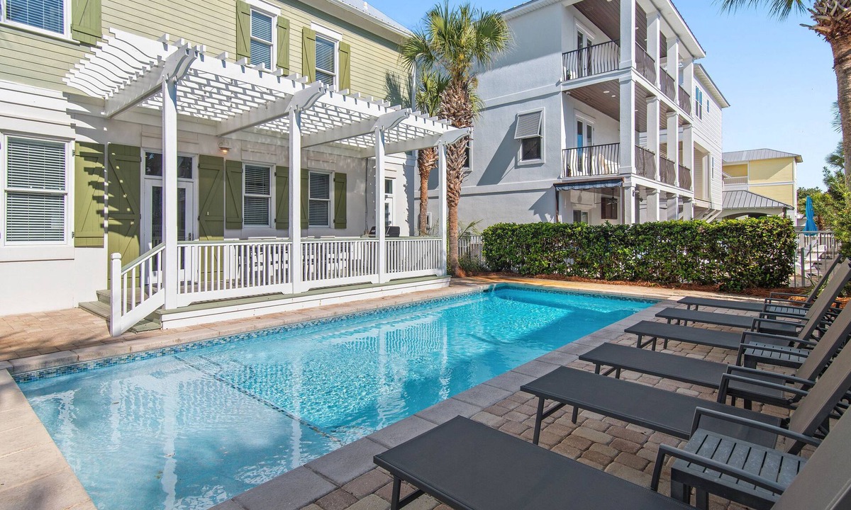 Frangista Beach House | Happy Go Lucky Pool Near Beach Free Beach Chairs Bikes Beach Gear Walkable