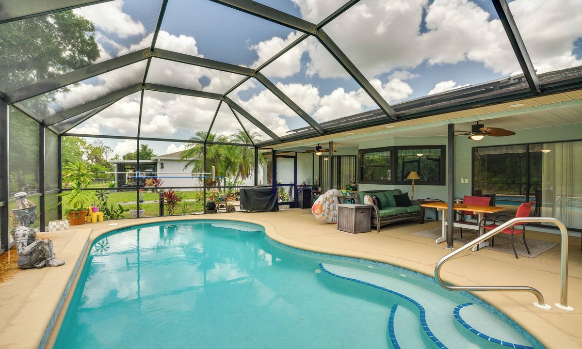 Deep Creek House | Heated Pool & Resort-Style Perks! Punta Gorda Home