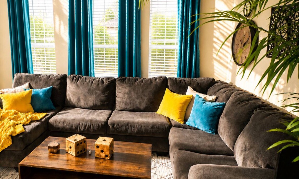 Airport North House | Hello sunshine Stylish Retreat Private Garage 3 miles MCO