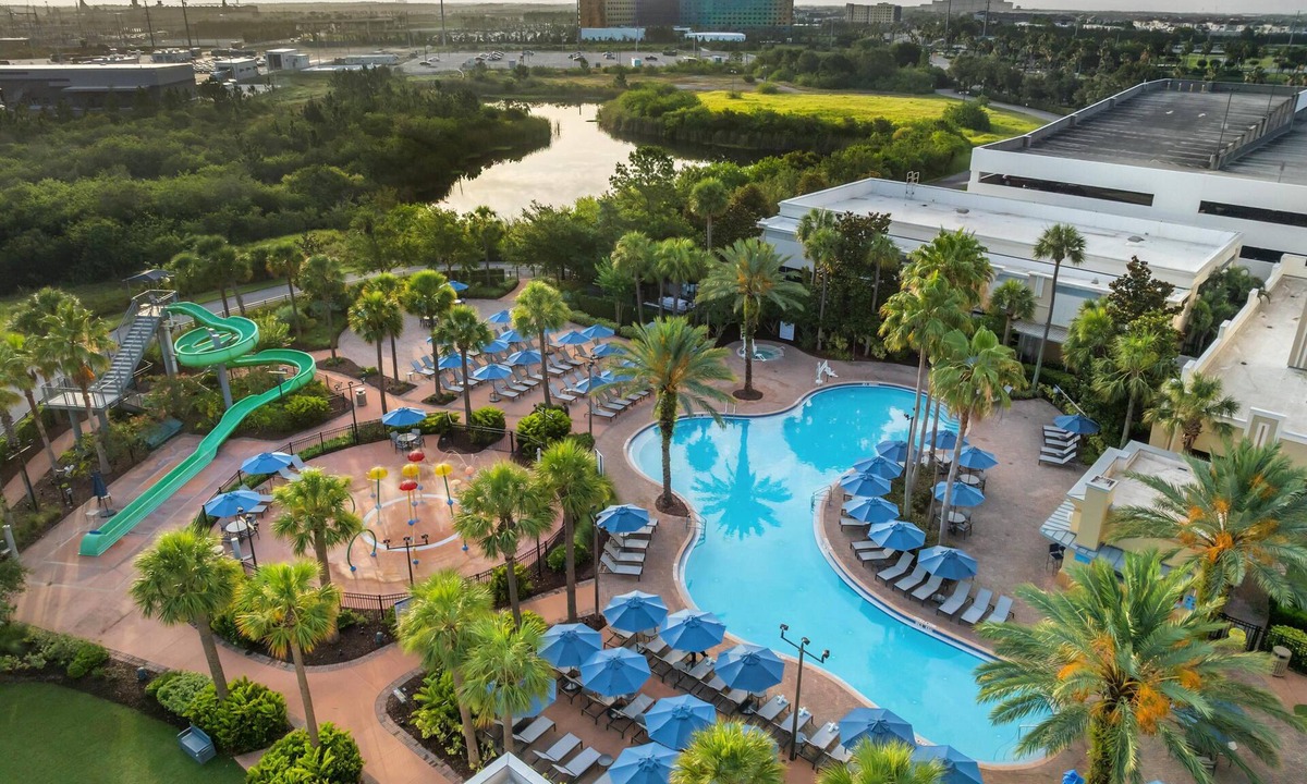 Florida Central Atlantic Coast Resort | Hilton Grand Vacations Club Las Palmeras Orlando