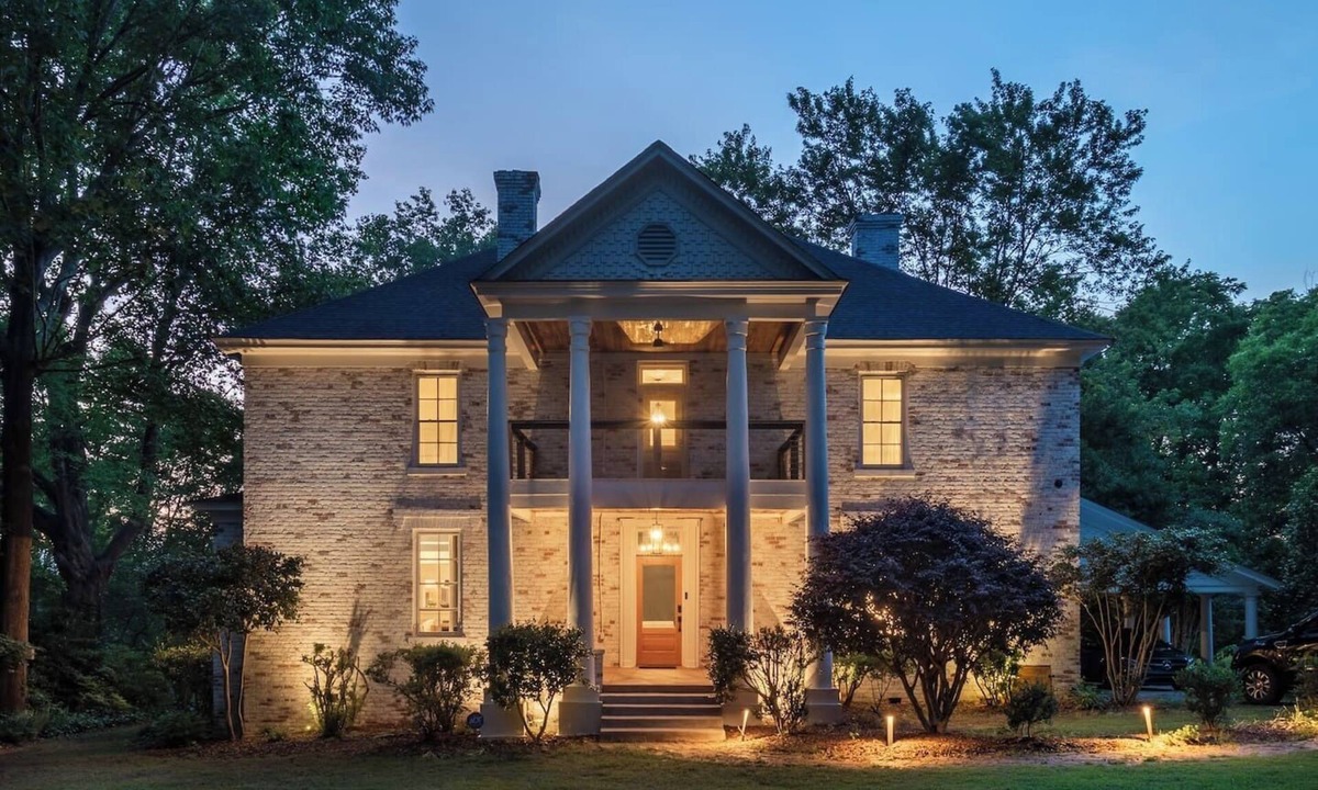 Campobello House | Historical Modern Luxury Home, 5 Bedrooms/8 Beds