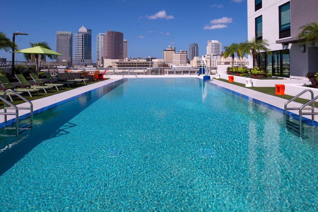 Channel District Hotel | Home2 Suites By Hilton Tampa Downtown Channel District