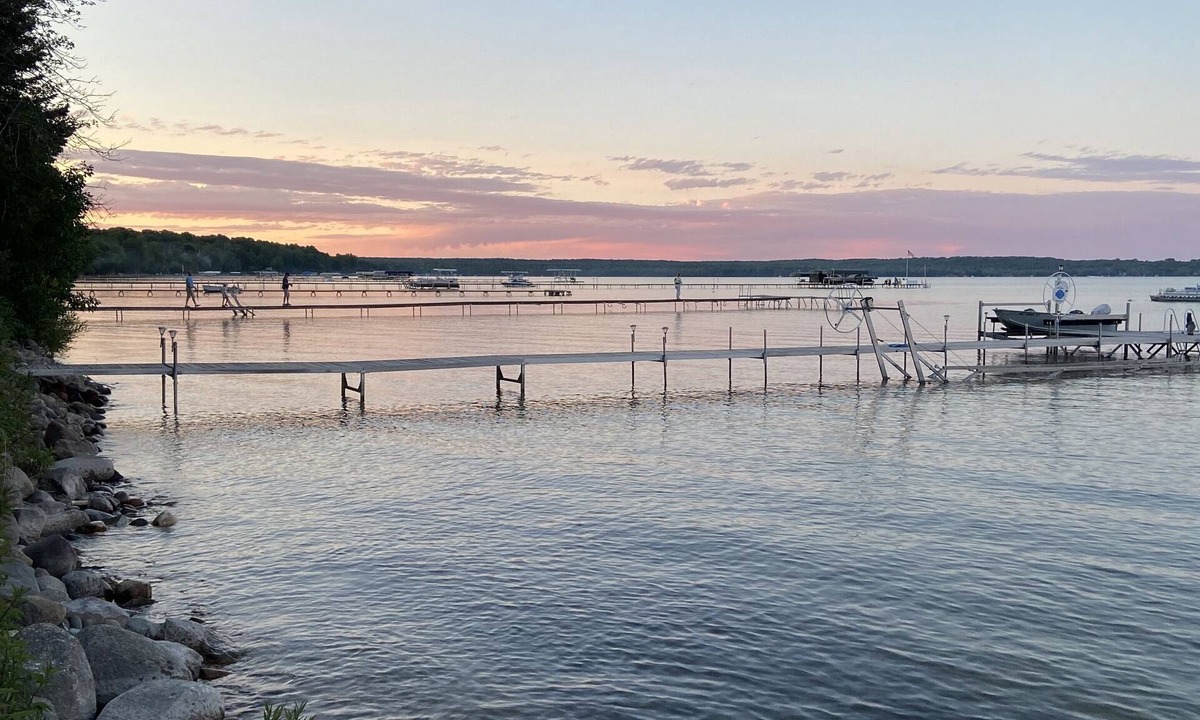 Brutus House | House on the Lake! Enjoy swimming, golfing, skiing, and more.