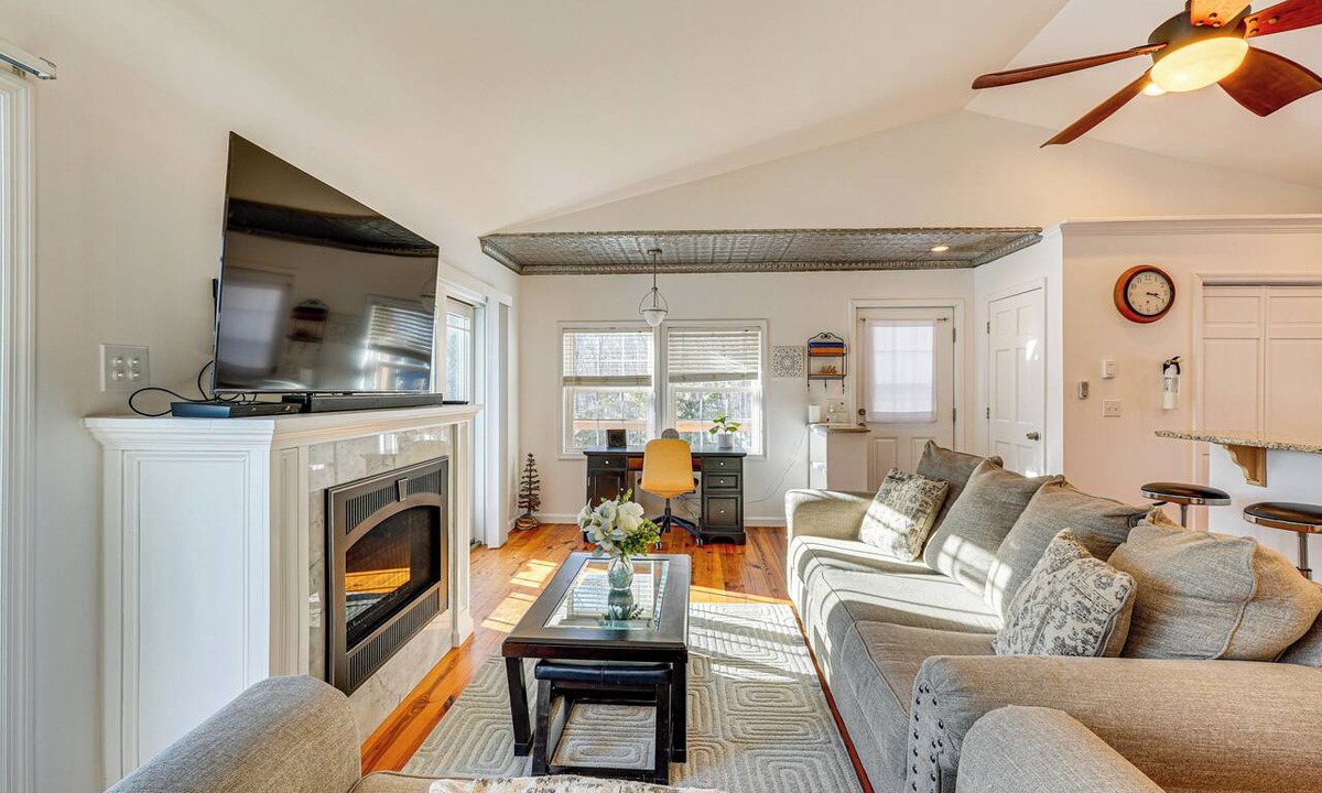 Walton Park Cottage | Hudson Valley Retreat w/Pool Near Greenwood Lake