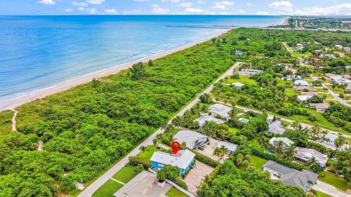Fort Pierce Shores Villa | Hutchinson Island Beach Retreat - Pets Welcome